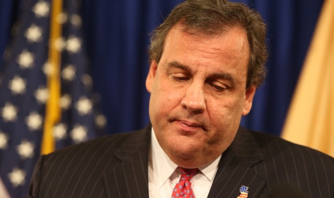 Christie apologizes