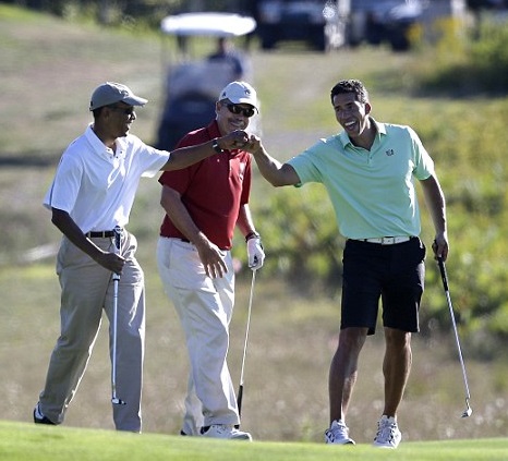 Obama golfing