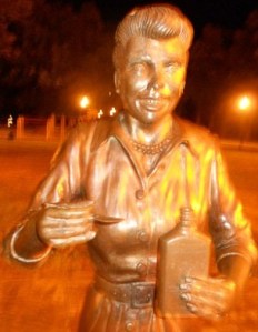 Lucy statue
