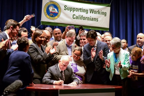 0404_NWS_LDN-L-BROWN-DC