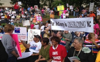 north-carolina-protest-transgender