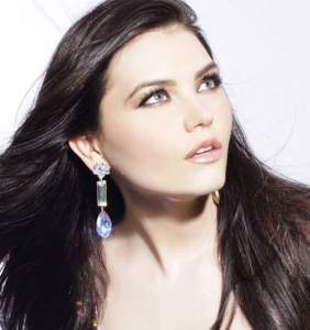 This is Trump accuser Cassandra Searles, who, Donald Trump wants us to know, IS the kind of woman he sexually assaults... 