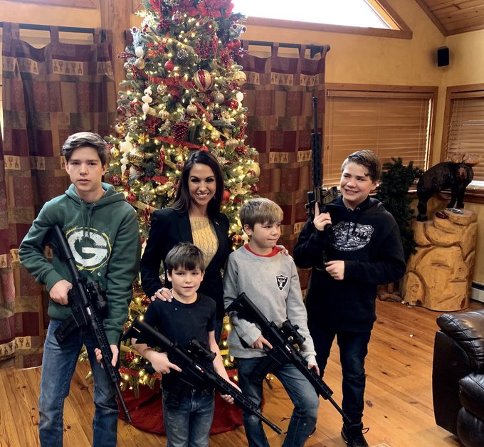 Broebert guns Christmas